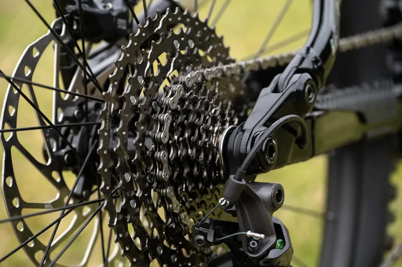 Rift Zone E2 Tan/ Chrome-5