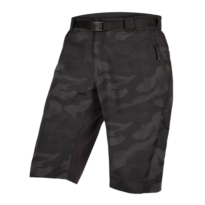 Endura Hummvee Shorts With Liner in Black Camo