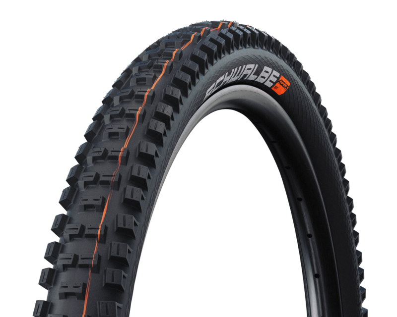 Schwalbe Big Betty Super Gravity Soft Classic Skin in Black-1