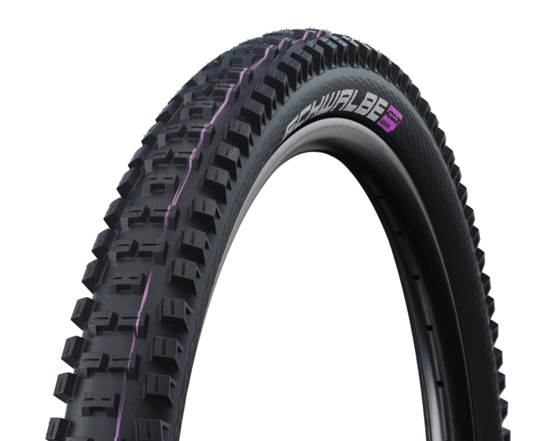 Schwalbe Big Betty Super Gravity Soft Classic Skin in Black-3