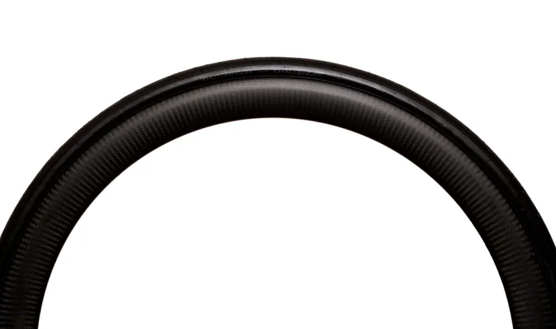 Hutchinson Challenger 700c Road Tyre in Black-2